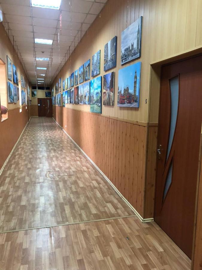 Арт-Вокзал Hotel Kryvyi Rih Exterior photo